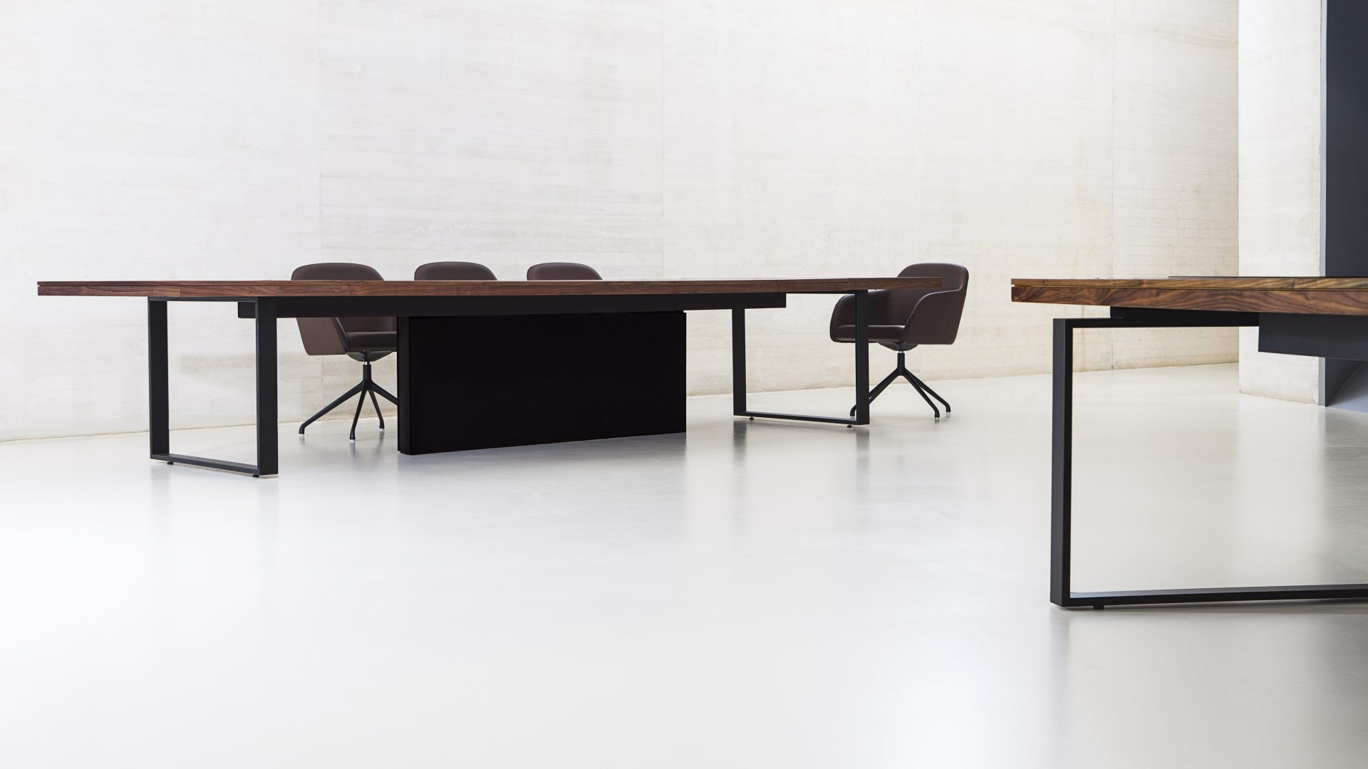 Τραπέζια Συνεδριάσεων Bat Executive