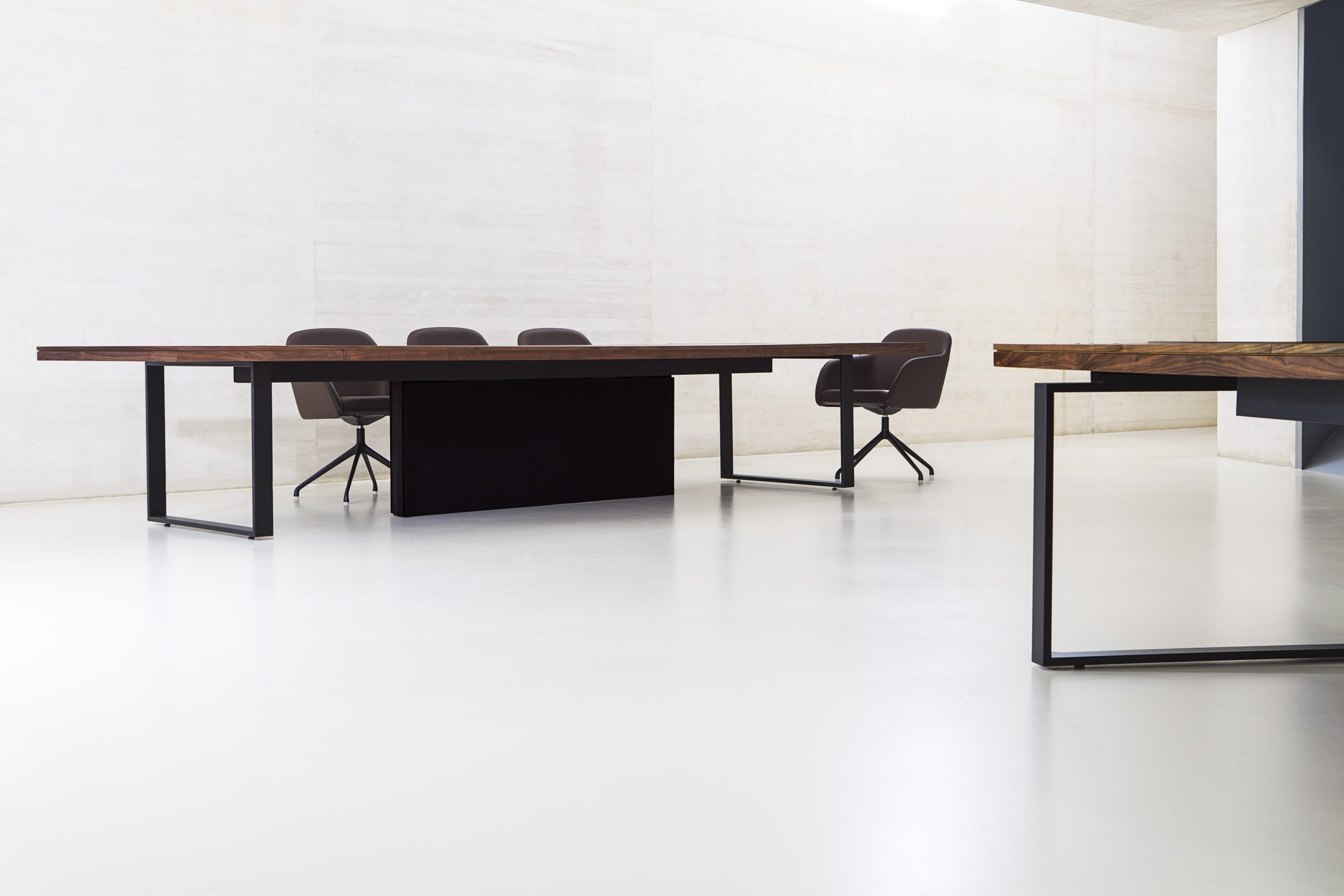 Τραπέζια Συνεδριάσεων Bat Executive