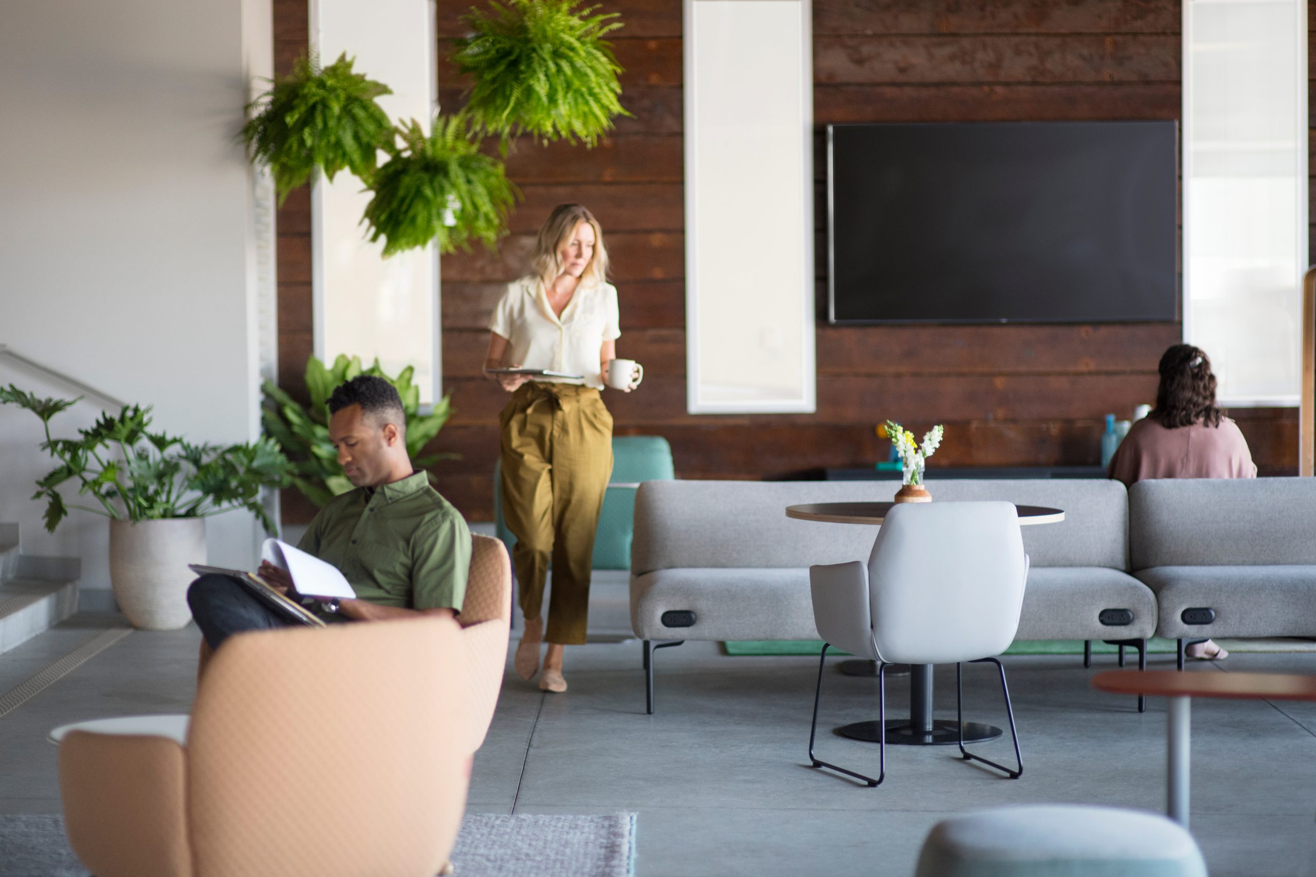 space-lounge-photo-1