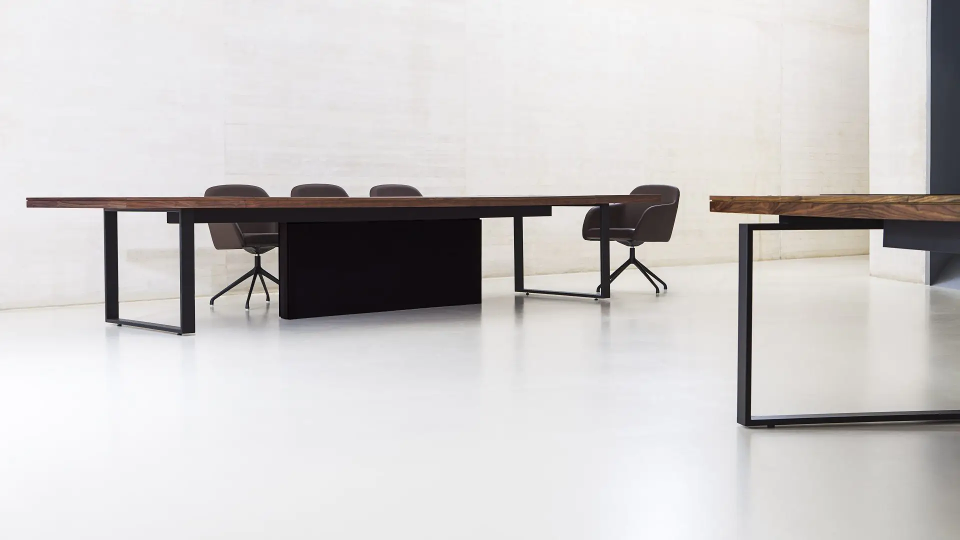 Τραπέζια Συνεδριάσεων Bat Executive