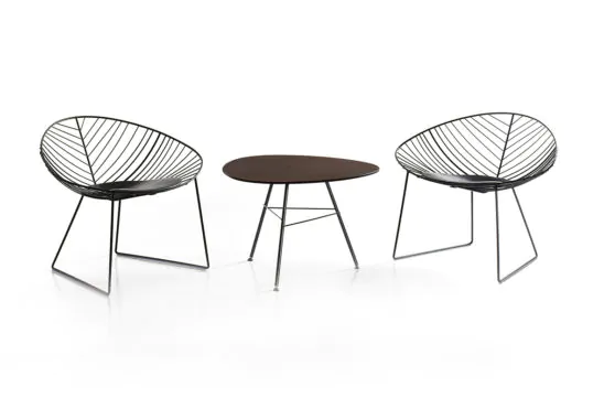 Arper_Leaf_lounge_sled_MarcoCovi_V34_1803+1813