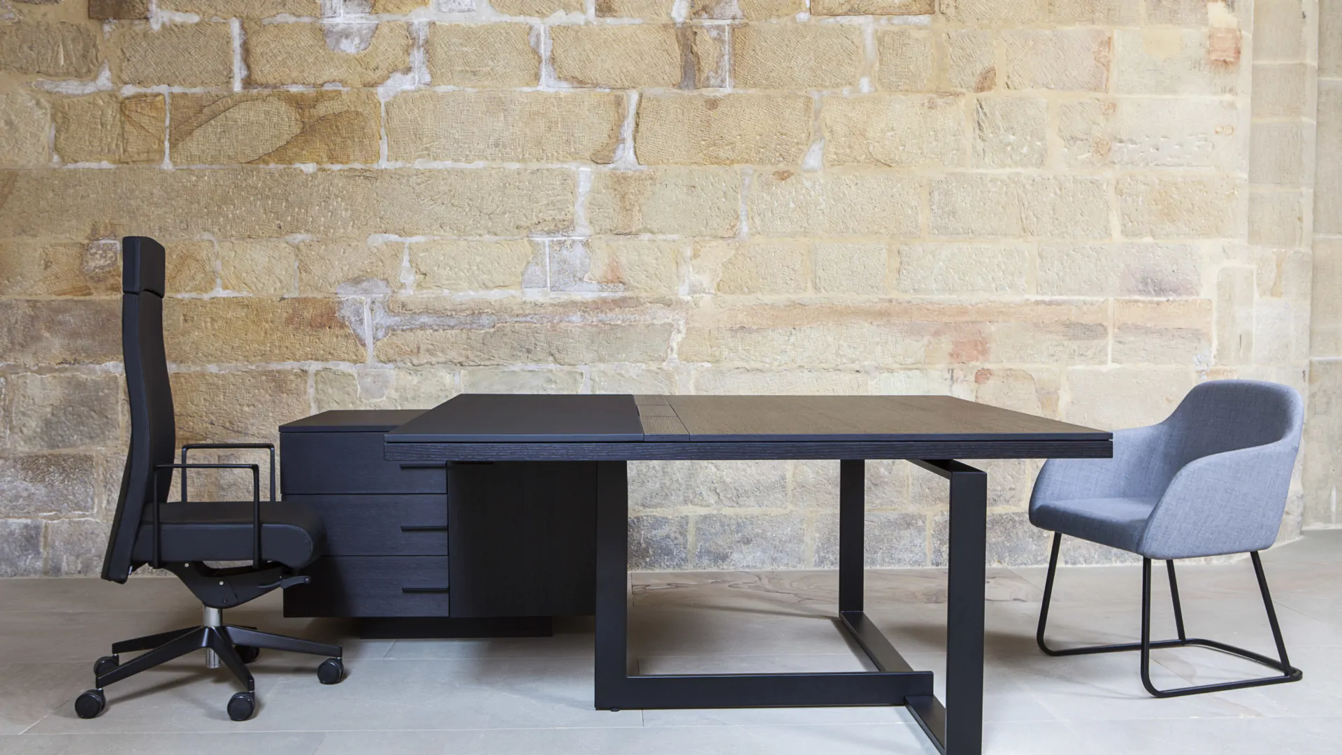 Διευθυντικά Γραφεία Bat Executive